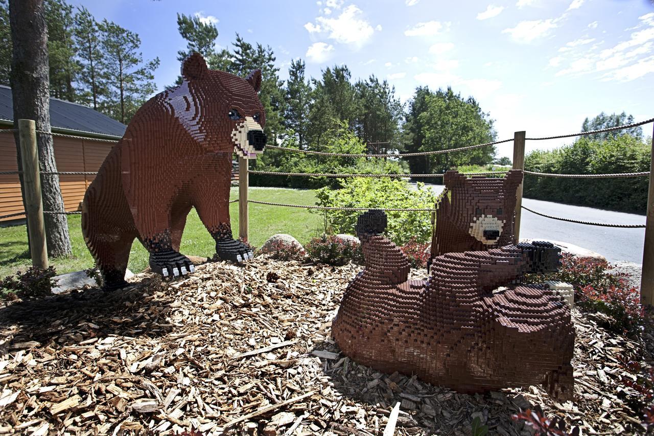 Campsite Legoland Wilderness Barrels & *